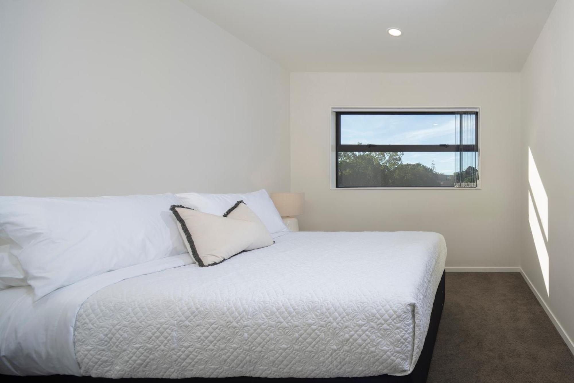 Modern Immaculate Residence In Mount Wellington Auckland Extérieur photo