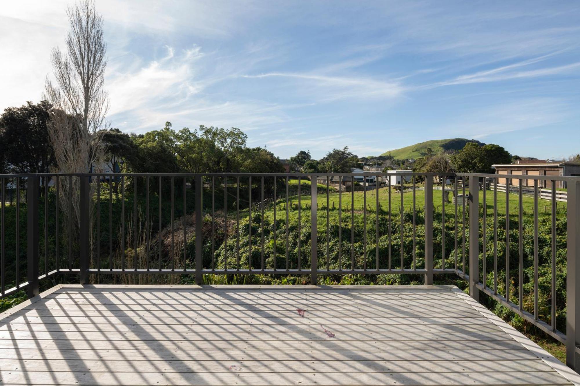 Modern Immaculate Residence In Mount Wellington Auckland Extérieur photo
