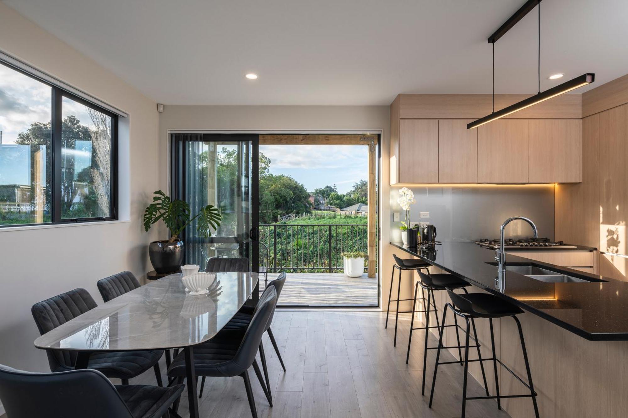 Modern Immaculate Residence In Mount Wellington Auckland Extérieur photo